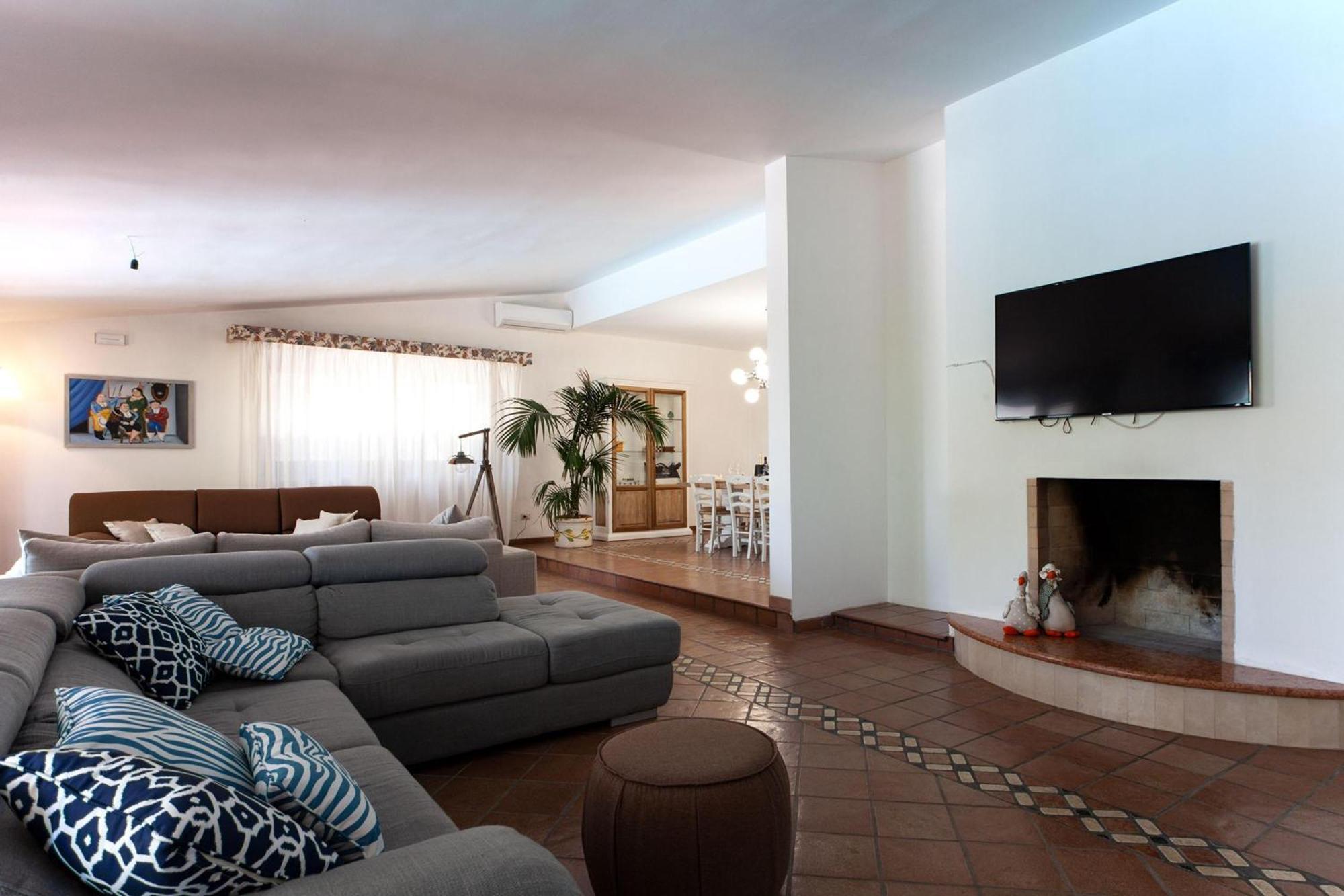 Villa Nice Dream With Pool And Terrace - Happy Rentals Невьяно Экстерьер фото