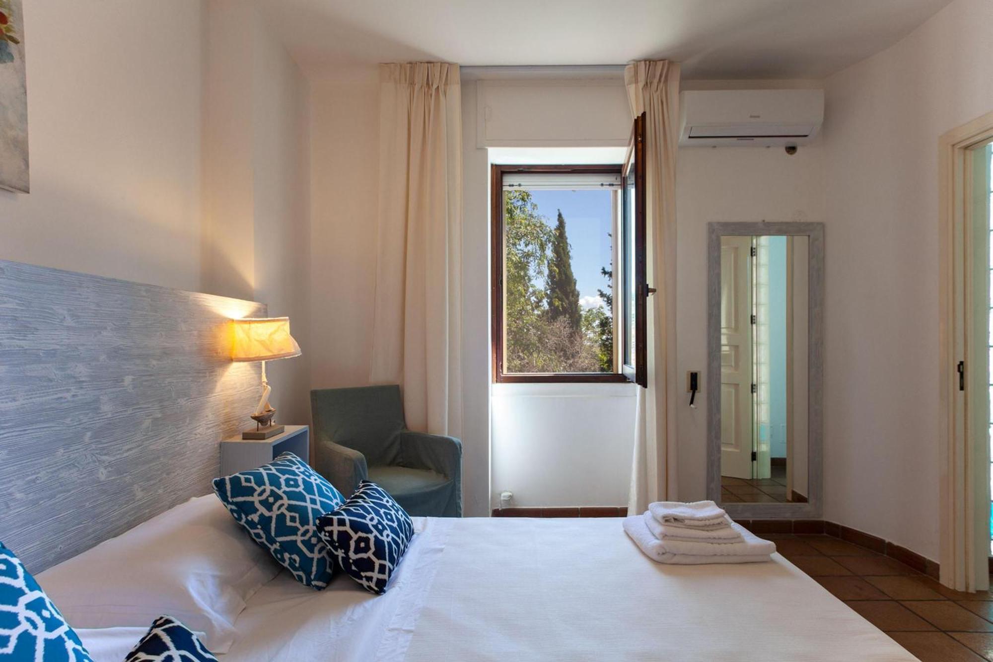Villa Nice Dream With Pool And Terrace - Happy Rentals Невьяно Экстерьер фото