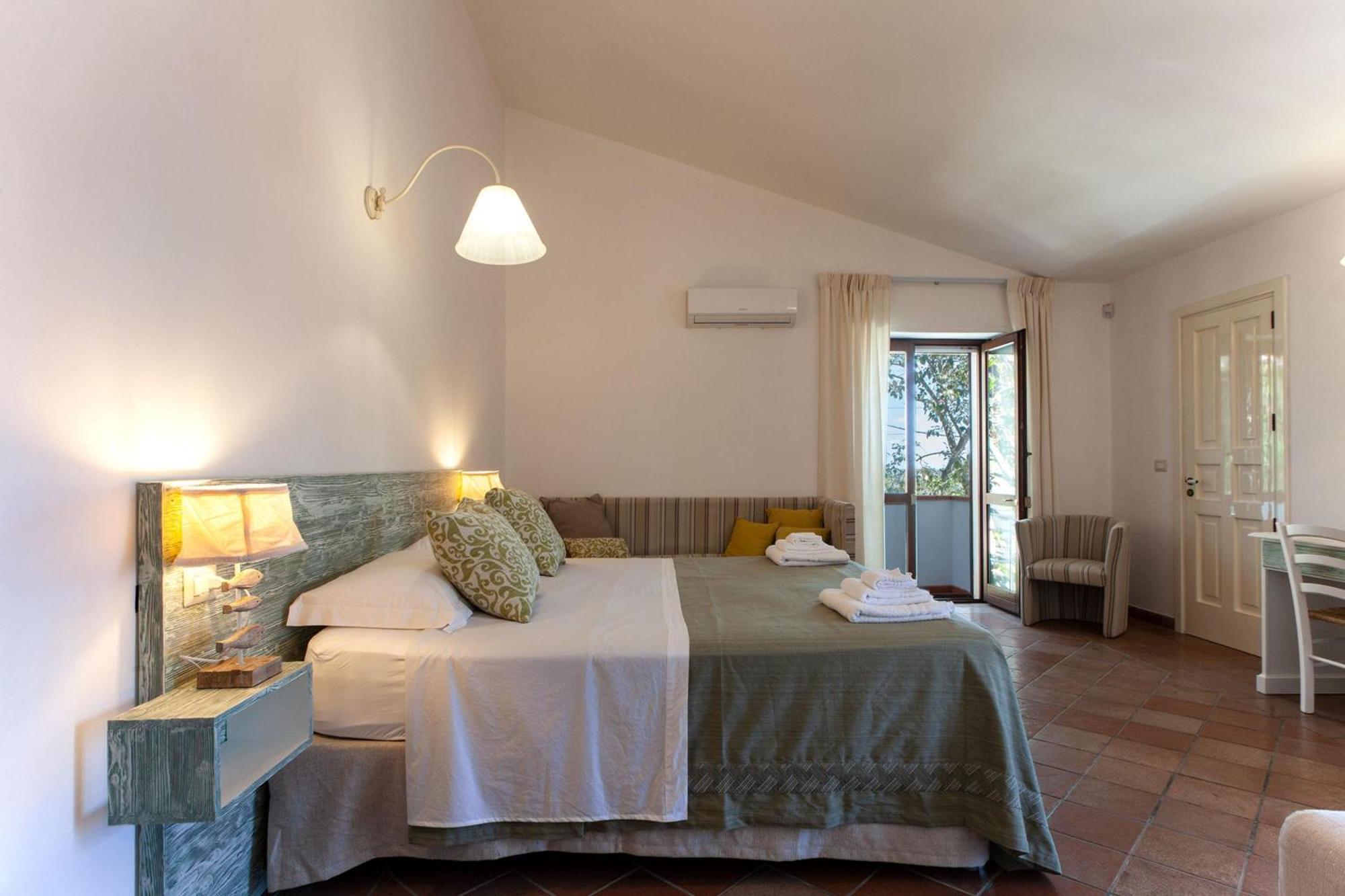 Villa Nice Dream With Pool And Terrace - Happy Rentals Невьяно Экстерьер фото