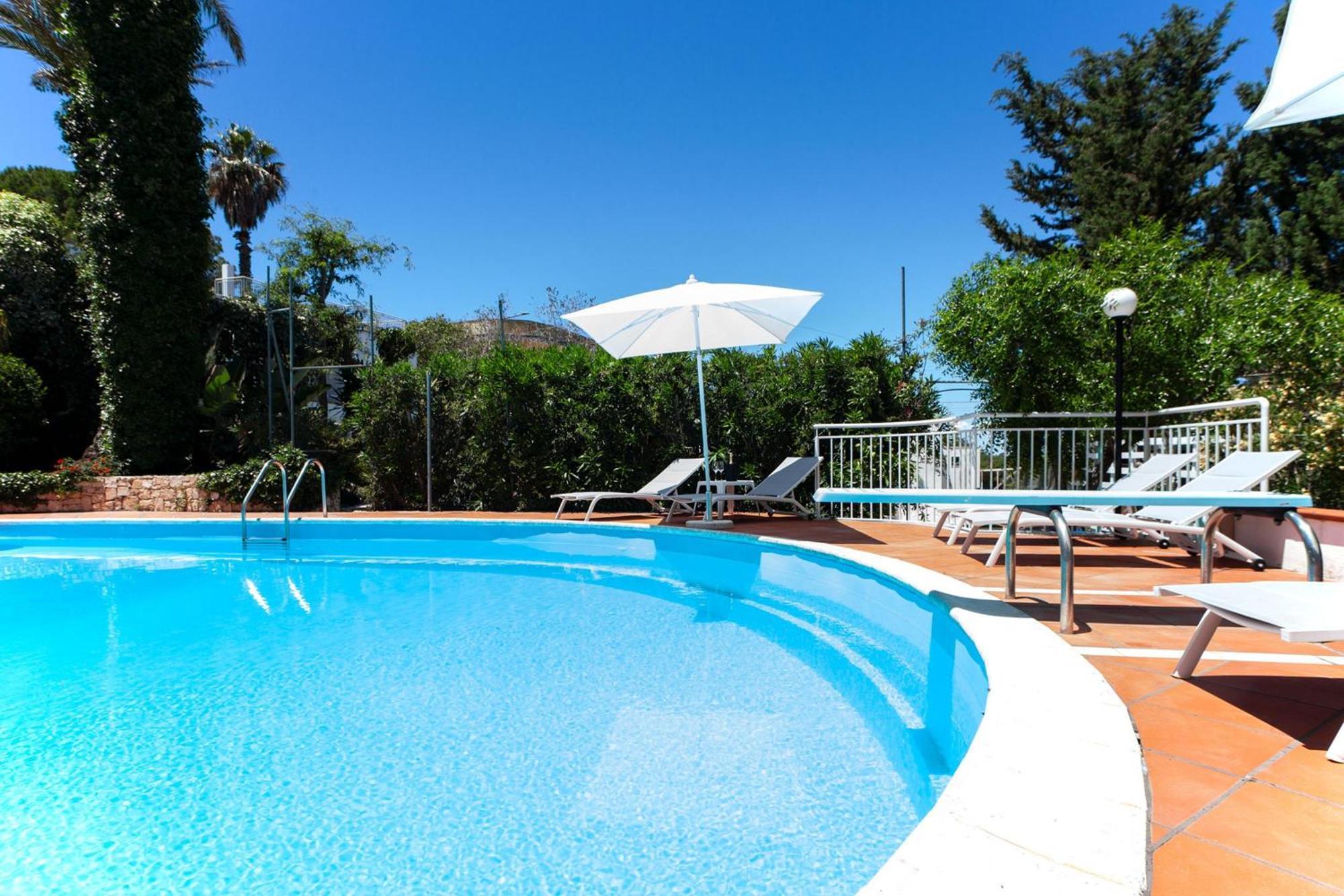 Villa Nice Dream With Pool And Terrace - Happy Rentals Невьяно Экстерьер фото