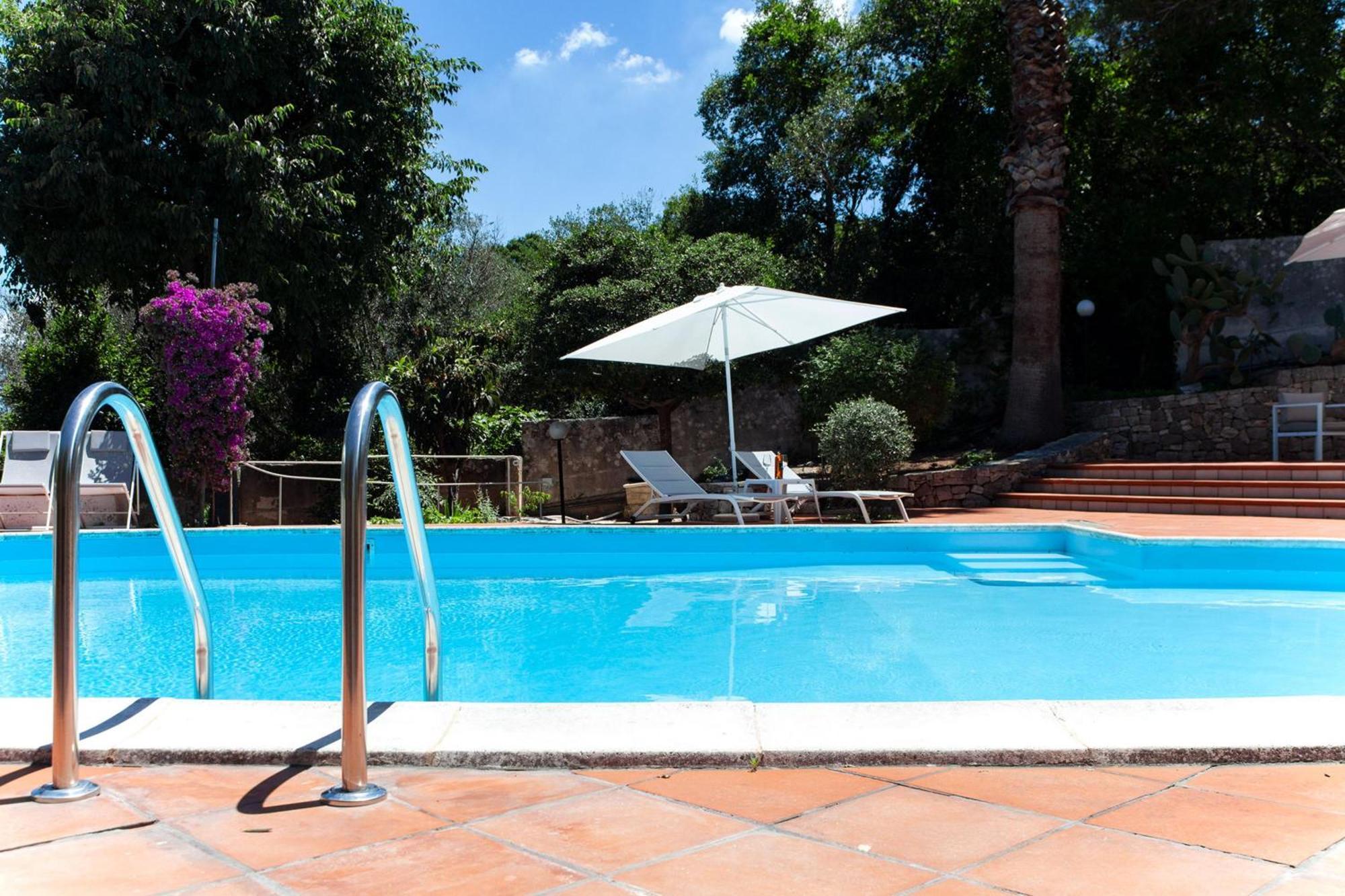Villa Nice Dream With Pool And Terrace - Happy Rentals Невьяно Экстерьер фото