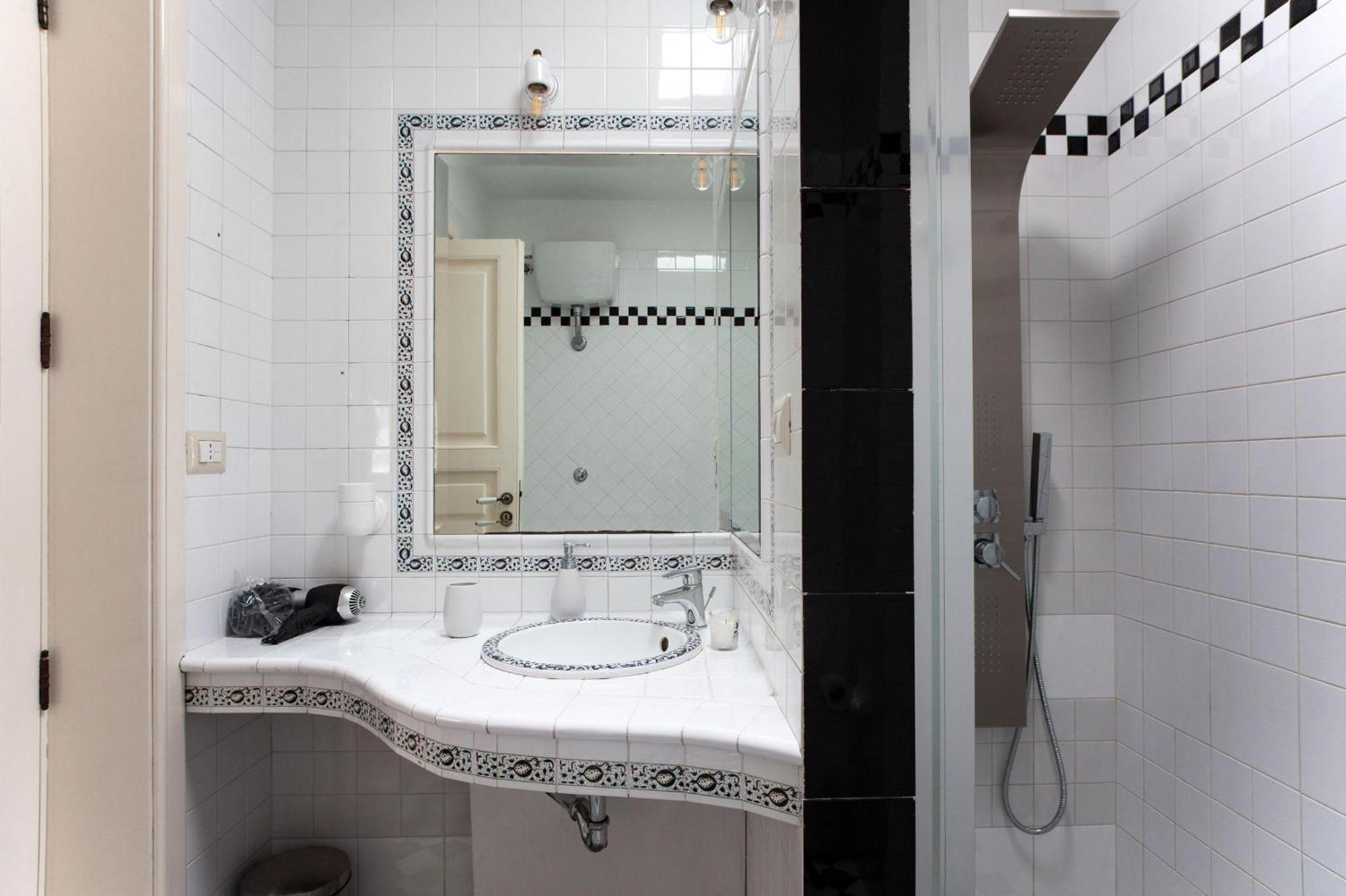 Villa Nice Dream With Pool And Terrace - Happy Rentals Невьяно Экстерьер фото